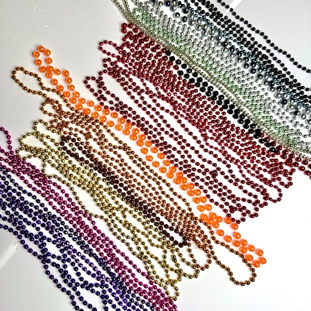 Assorted Lot of 30 Mardi Gras Beads Necklace Fantasy Fest Pimp Carnival Costume